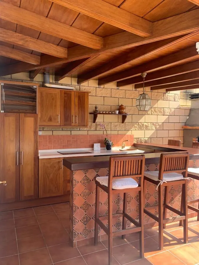 Casa Claudia Villa Puerto de Santiago  Сasa de vacaciones